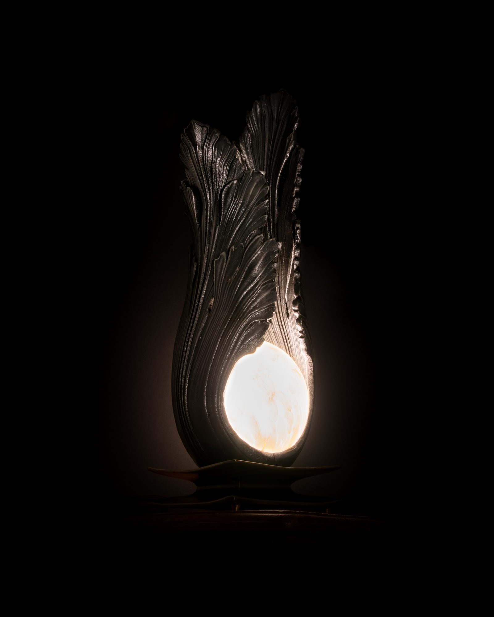 Acanthus Pedestal Light — Ignis